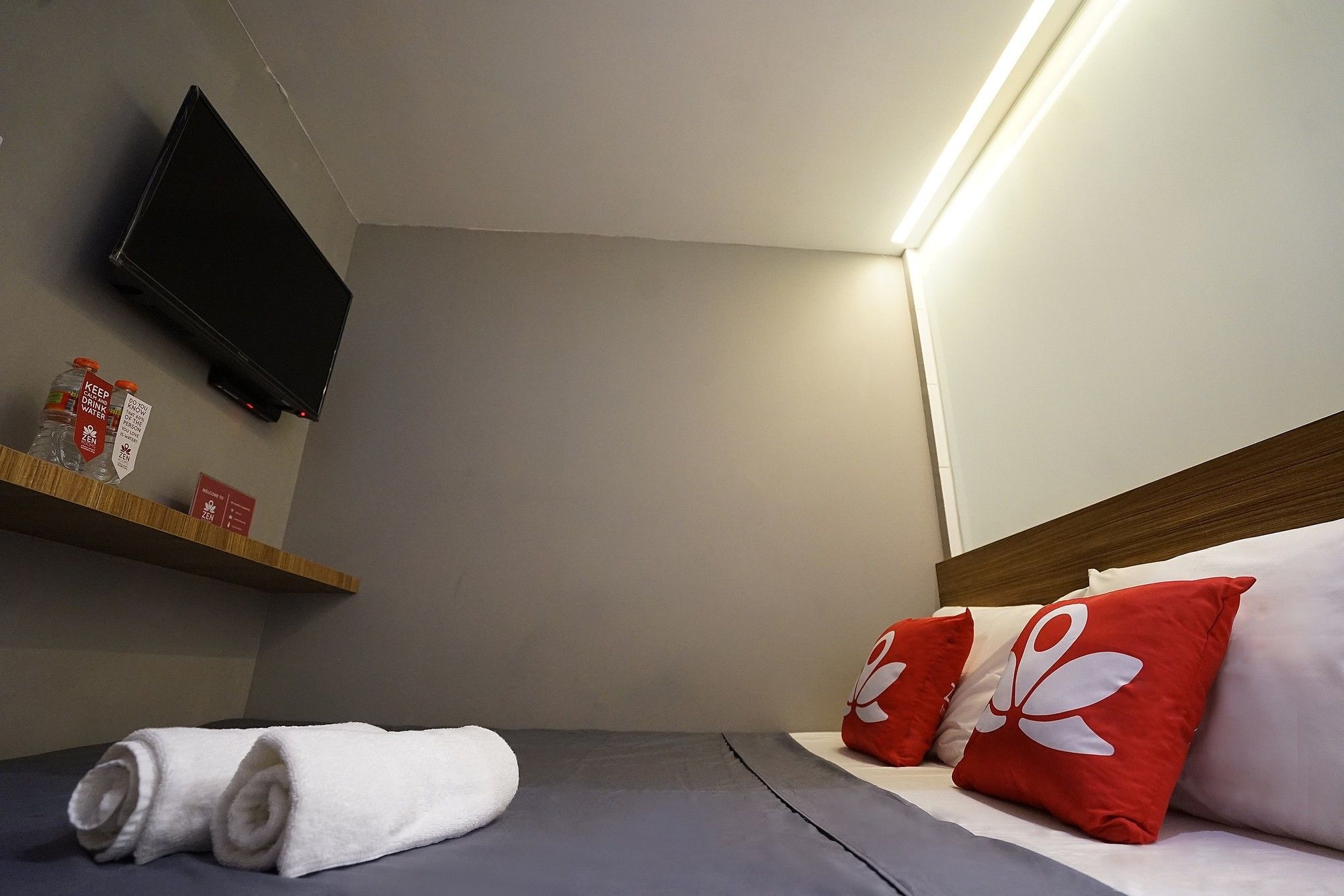 Zen Rooms Basic Kualanamu 棉兰 外观 照片